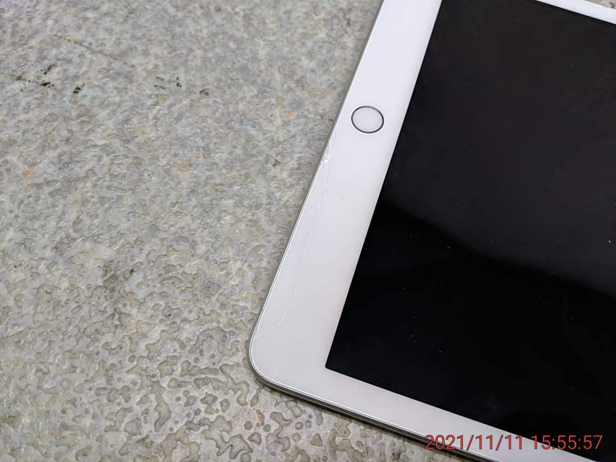 2GQ2G APPLE iPad 第7世代 MW752J/A 32GB 割れ箇所あり 中古タブレット