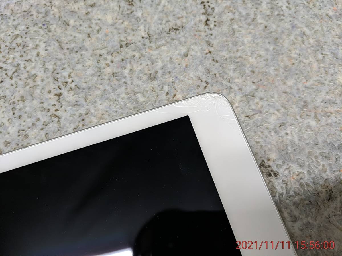 2GQ2G APPLE iPad 第7世代 MW752J/A 32GB 割れ箇所あり 中古タブレット
