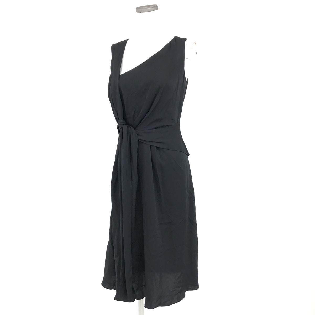  GUCCI グッチ シルク100% ドレスワンピース サイズ38 black /黒/ブラック/ファスナー塗装剥がれ/ノースリーブ/レディース(ワンピース)｜売買されたオークション情報、yahooの商品情報をアーカイブ 女性用