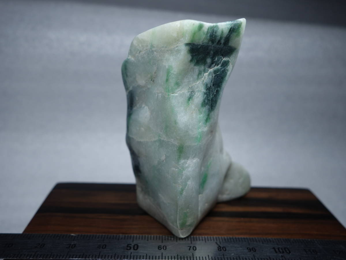 ヒスイ 原石 鑑賞石 翡翠 濃緑☆140g☆ 翡翠原石 自然石 誕生石 鉱石 