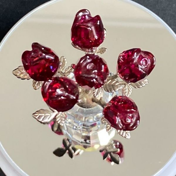 SWAROVSKI スワロフスキー 廃盤品 赤いバラ（Red Roses）627098
