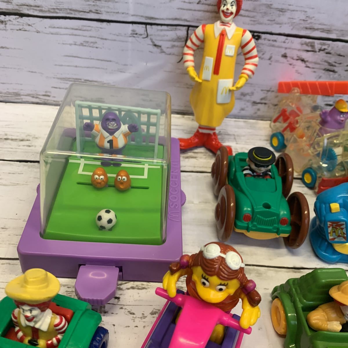 D*e様 マクドナルド　ハッピーセット　　ドナルド　ハンバーグラー　バーディー D146 マクドナルド ハッピーセット グリマス ドナルド ハンバーグラー