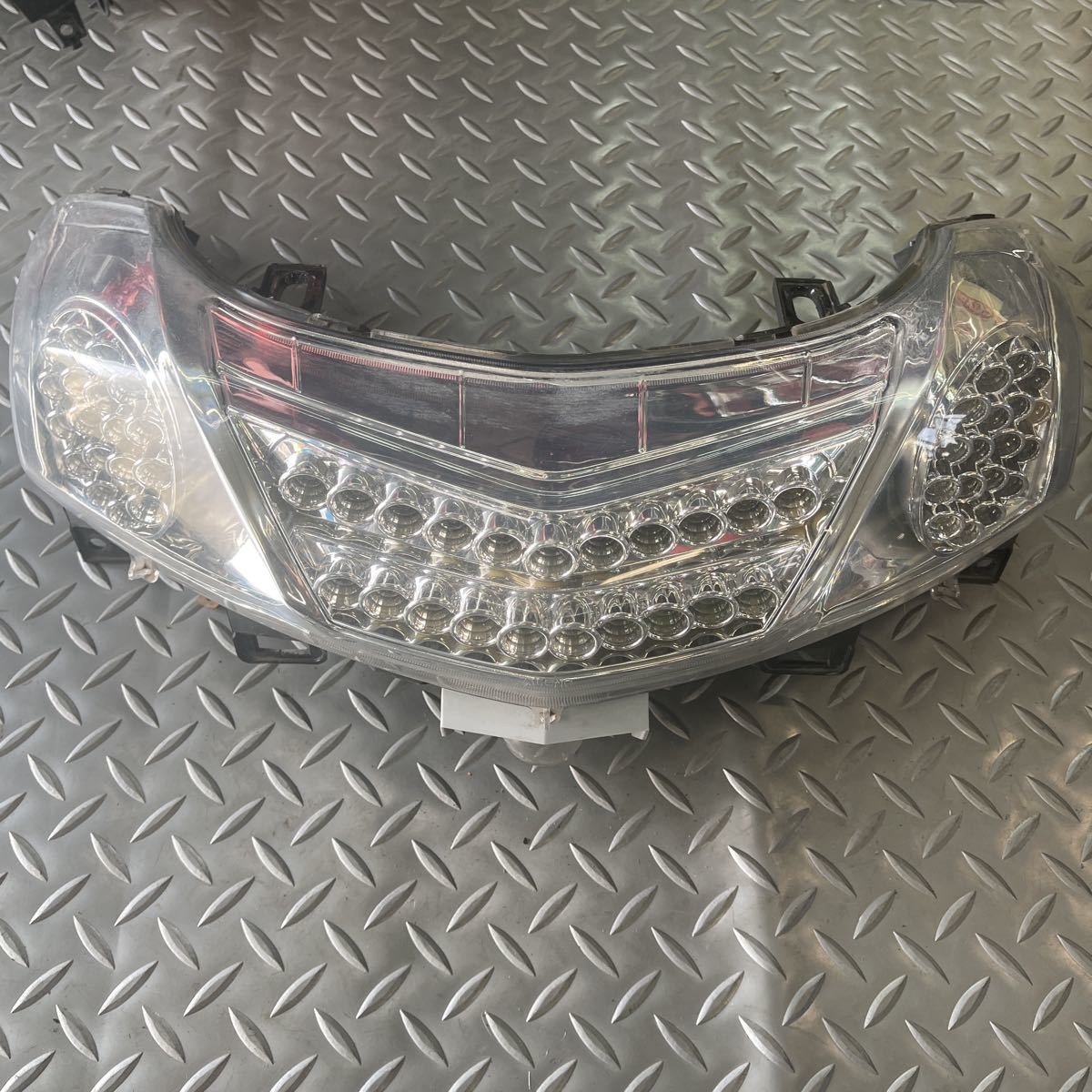 SG20J 4D9 マジェスティ250 LEDテール テールランプ LV269