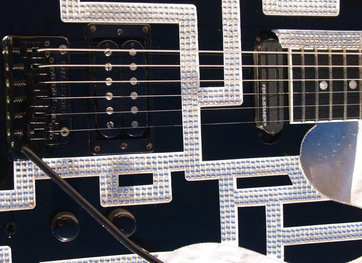 FERNANDES 超美品 初期型18Vサスティナー OH済み 本物スワロフスキー