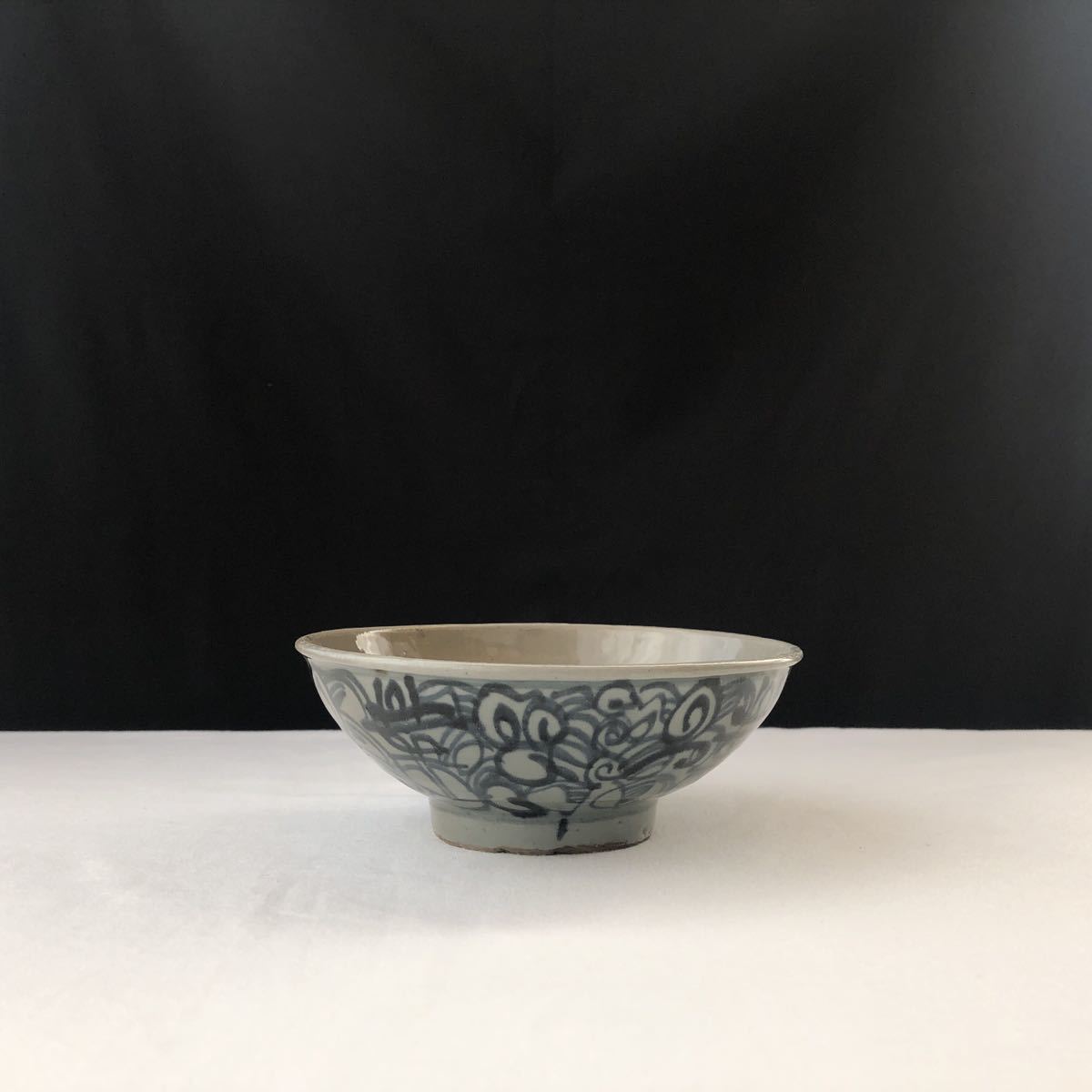 青花（せいか）や染付（そめつけ）とは｜白磁に青模様の陶磁器の特徴や