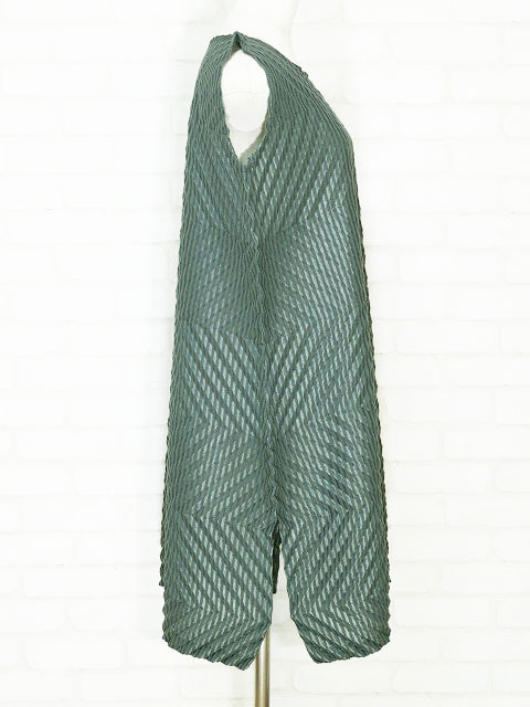 ISSEY ☆美品☆meイッセイミヤケ/ヘリンボーン風ノースリーブ変形