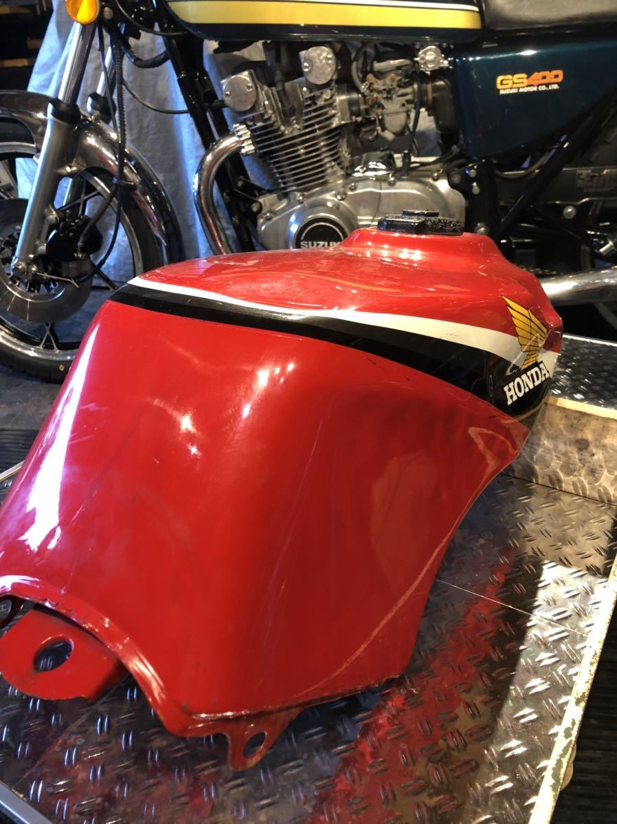 CBR400F 純正タンク 凹みあり リペア ガソリンタンク 鍵なし(ホンダ用 