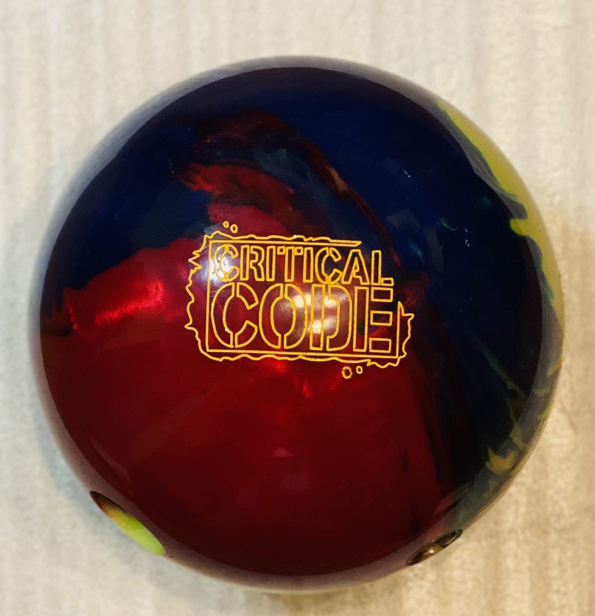 ICONIC CODE ボウリングボール アイコニック・コード - ハイスポーツ社