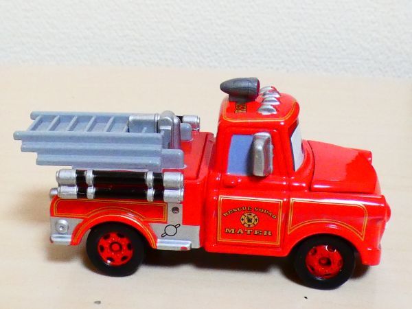 ディズニー カーズ トミカ C 35 メーター Toon レスキュータイプ 消防車 ミニカー キャラクタートミカ 売買されたオークション情報 Yahooの商品情報をアーカイブ公開 オークファン Aucfan Com