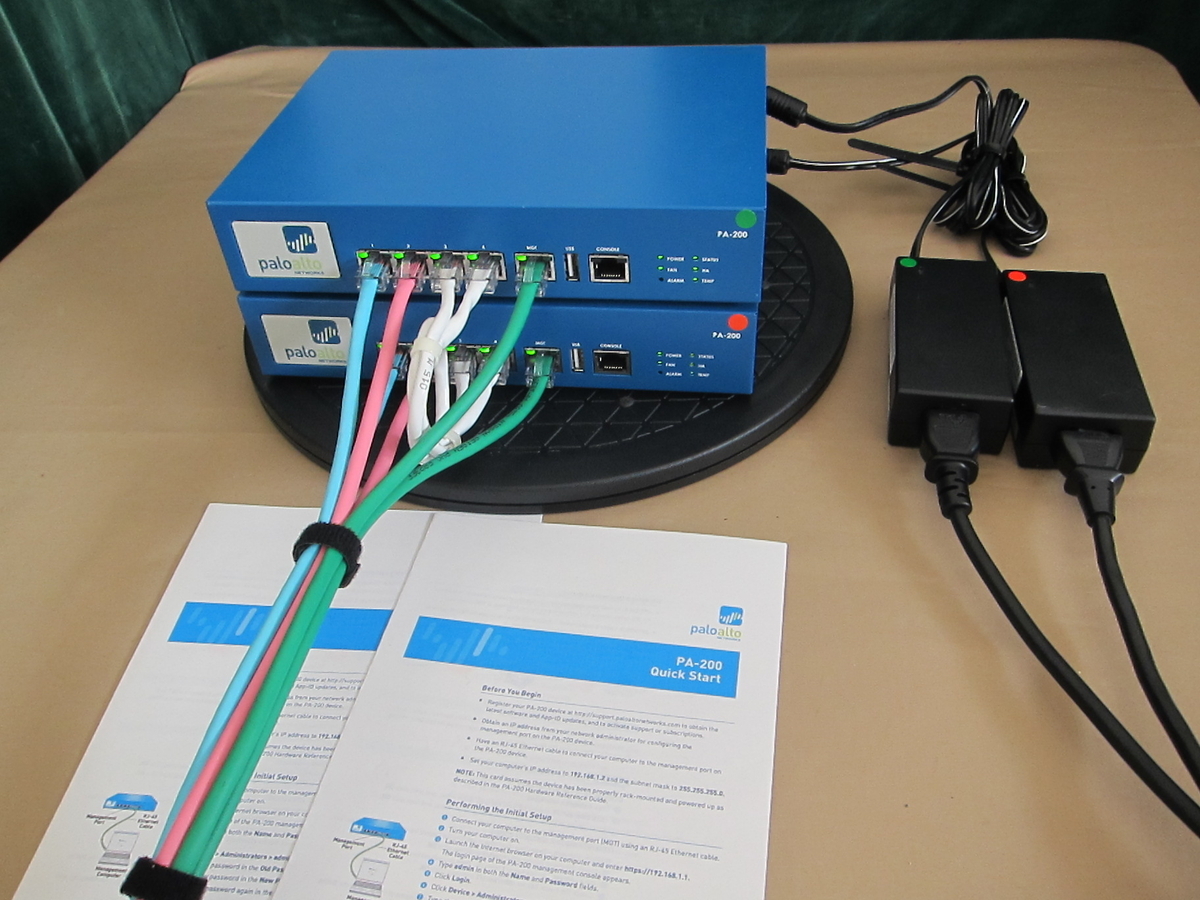 Palo Alto Networks PA-200 次世代FireWall パロアルト及び電源 