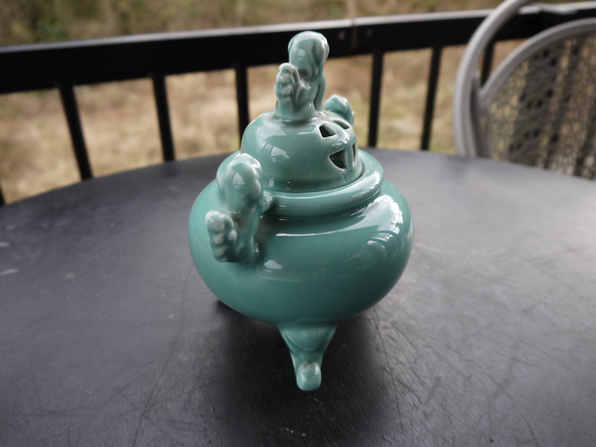 出雲焼 雲楽作 香炉 獅子摘 透かし蓋 双耳 三足香炉 箱