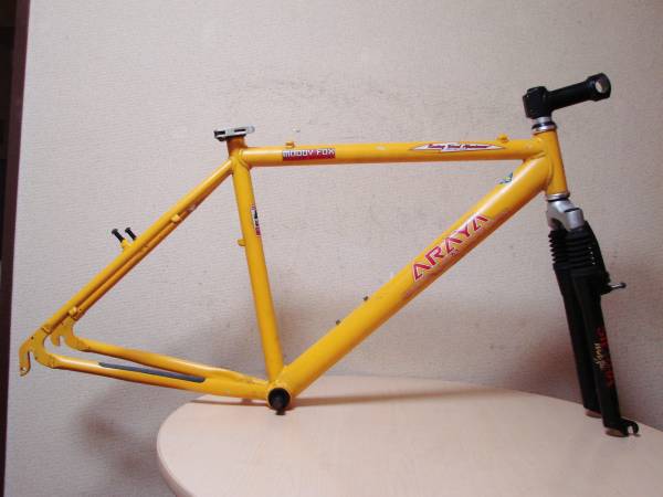 アラヤマディフォックスレーシングスペシャル