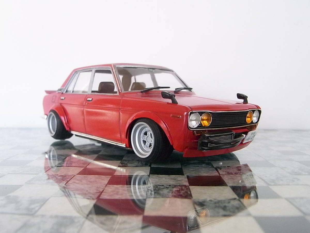 絶版 マルイ 1/24 八の字シャコタンで走る 日産 ブルーバード SSS