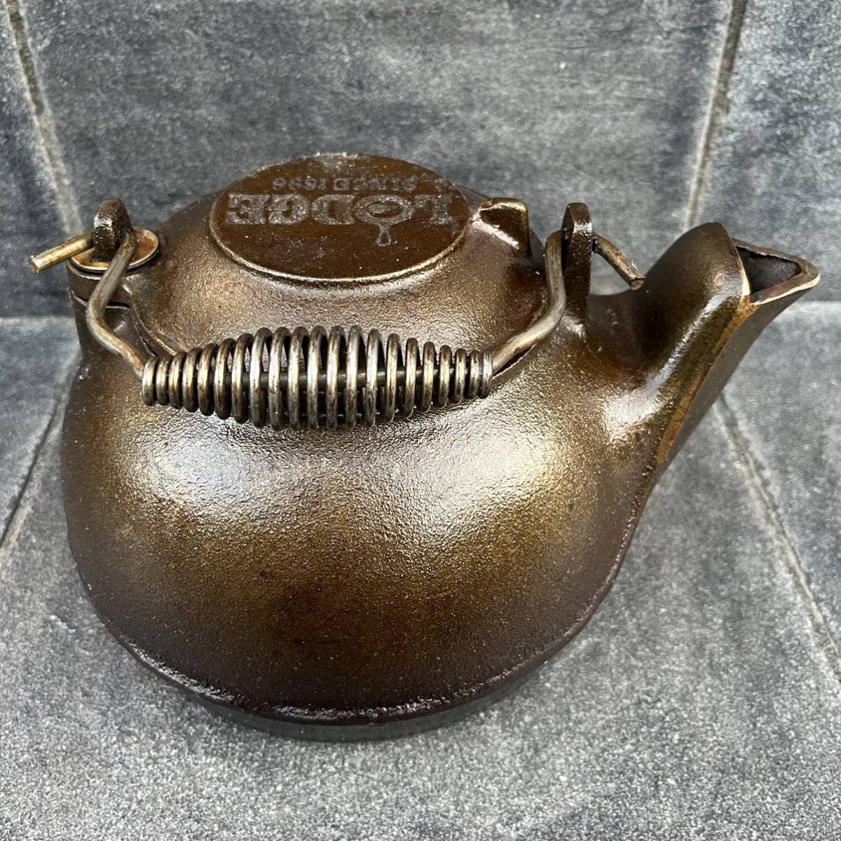 □□送料無料□LODGE(ロッジ)ケトル MADE IN USA 2TK2 検)キャンプ 薪 