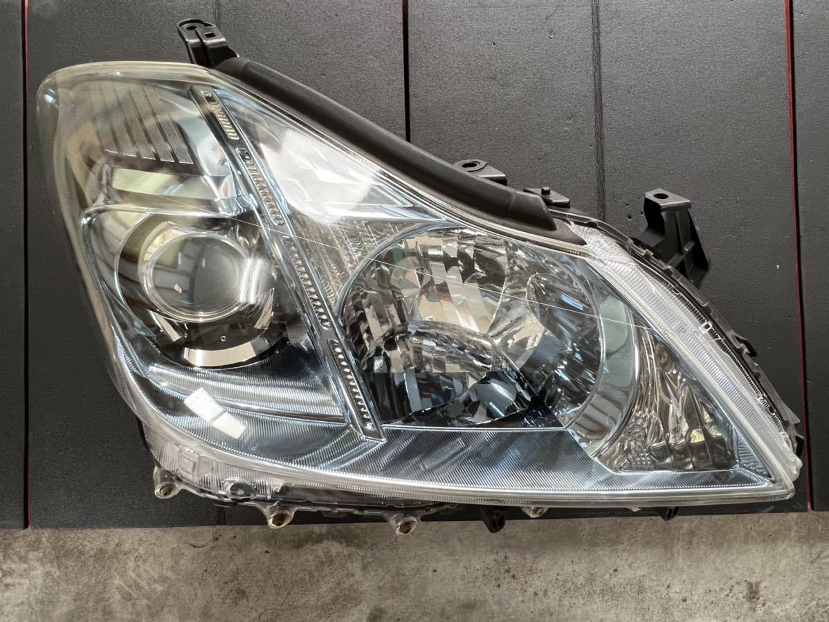200クラウンハイブリッド HIDヘッドライト 右AFS クラウン HID 200系