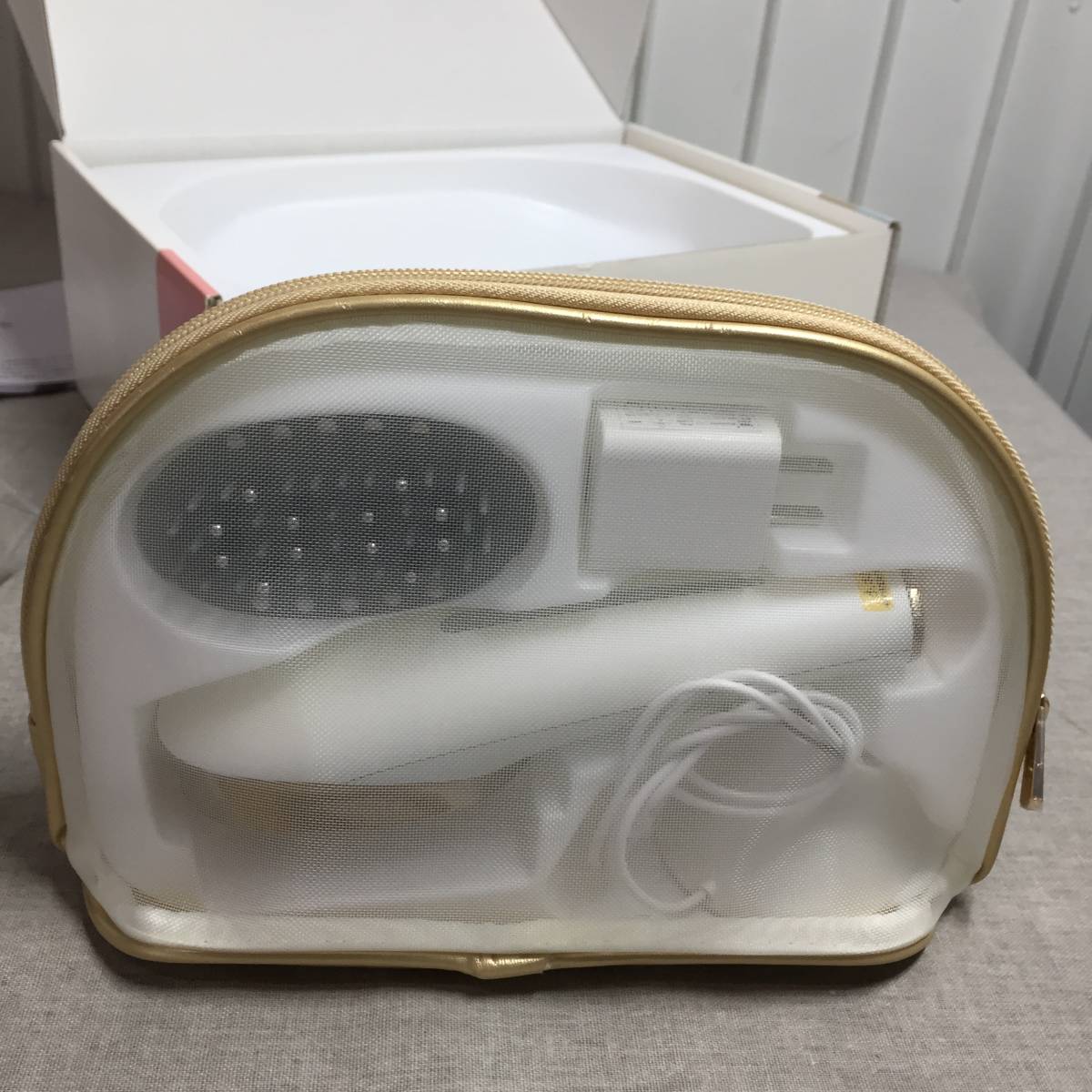 新品ヤーマン スカルプリフト myse ホワイト MS-80W-1 myse