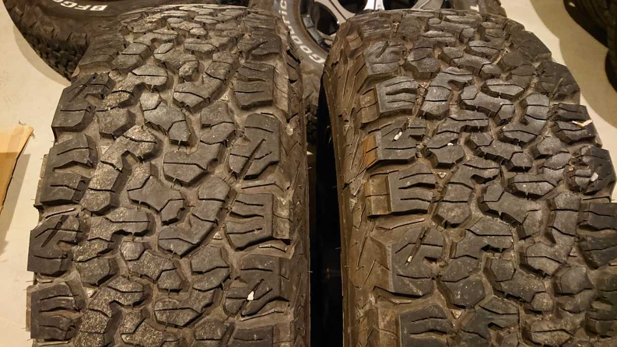 BFgoodrich オールテレーン LT235/70R15 ブロックタイヤ Dick cepek 15 