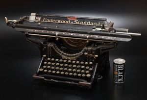 アンティーク タイプライターのYahoo!オークション(旧ヤフオク!)の相場