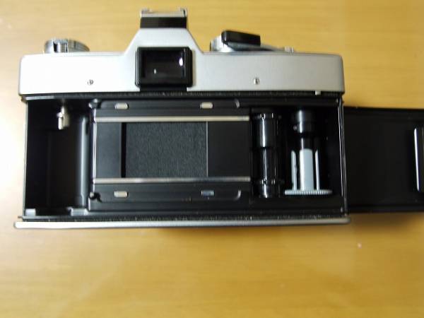 minolta SRT101 + MC ROKKOR-PF 1:1.7 f=55mm_3