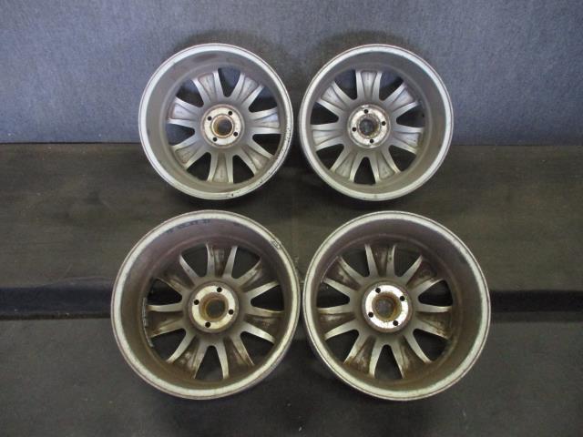 中古 RH NAQ マキシライト 17×7J +35 PCD100 4H ホイール