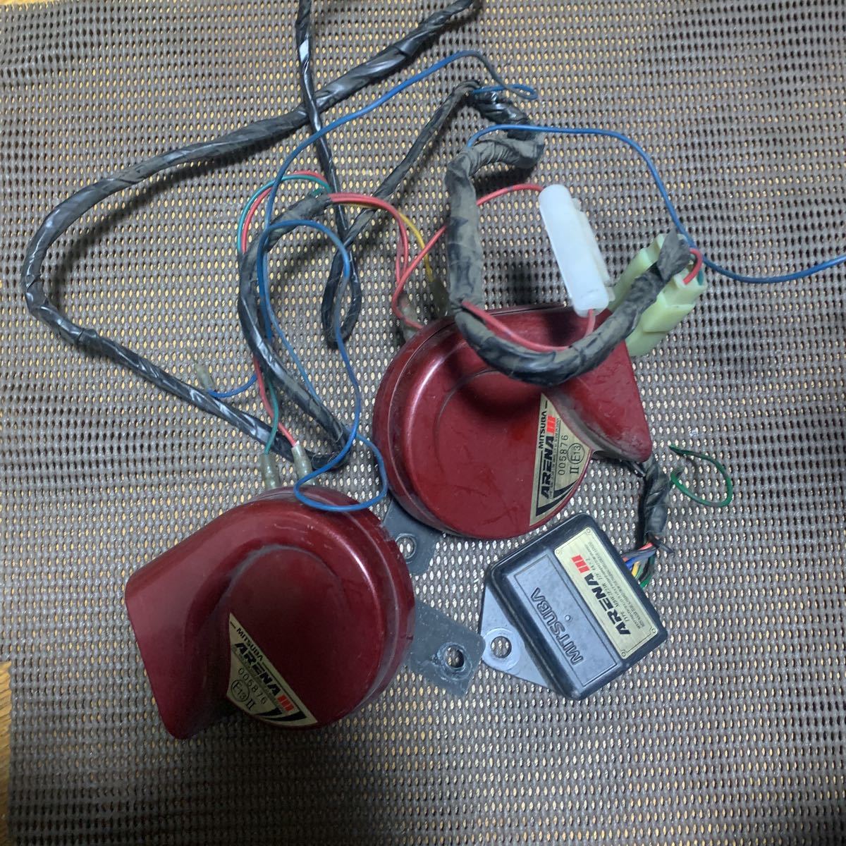 アリーナIII | ミツバサンコーワ MBW-2E23R ホーン MITSUBA(ミツバサン 