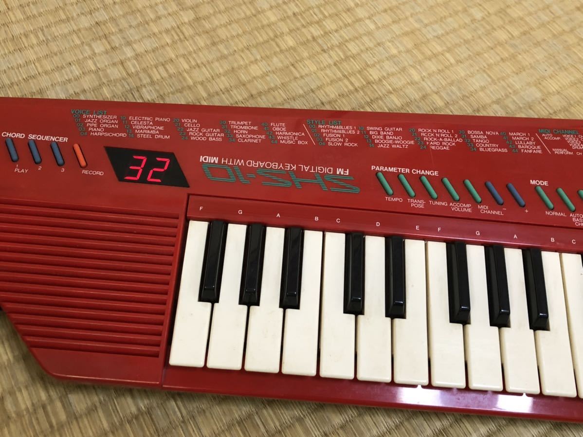 YAMAHA ヤマハ SHS-10 Red Music Keyboard ショルダー キーボード FM