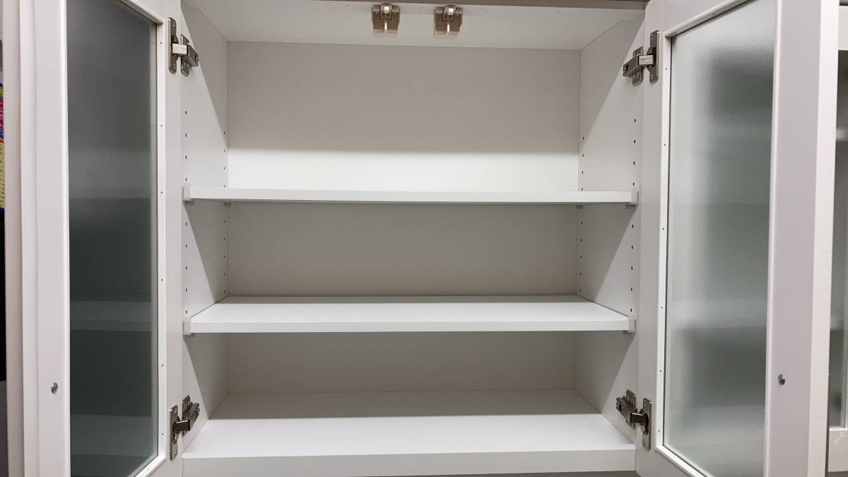 ニトリ 食器棚 キッチンボード 白 横浜発 直接引取可能 (食器棚)｜売買 