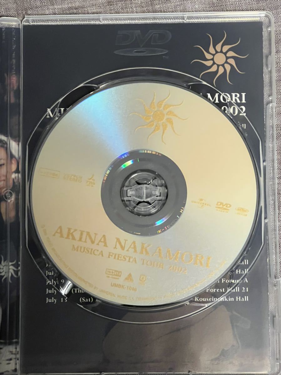 送料込 美中古 中森明菜 DVD 初回限定盤 ミニ写真集 封入(16p)『AKINA