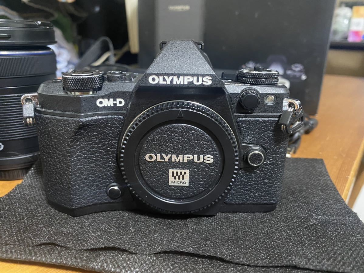 OM-D E-M5 II Mark オリンパス OLYMPUS 中古OLYMPUS ブラック | ミラー 