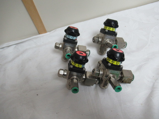 B291． ビールサーバー キリン　減圧弁　4個　ジャンク扱い