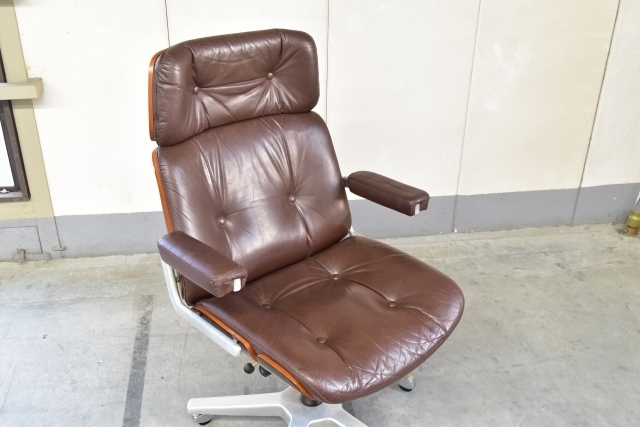 ジロフレックス 0 本革 パサール giroflex - 82「パサールアームチェア