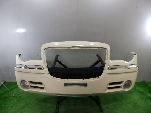 クライスラー300C LX57　HEMI フロントバンパー 7 51518F 04805774ABA 142263