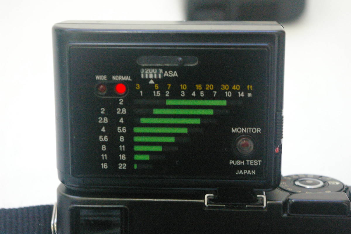 H]不動のMINOLTA CLEボディー + M-ROKKOR 40mmF2+ストロボ2個（1個は