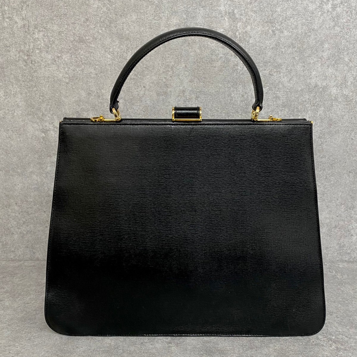 1円 美品 Salvatore Ferragamo フェラガモ ヴィンテージ 最高級 1円 美品 Salvatore Ferragamo フェラガモ ヴィンテージ 最高級