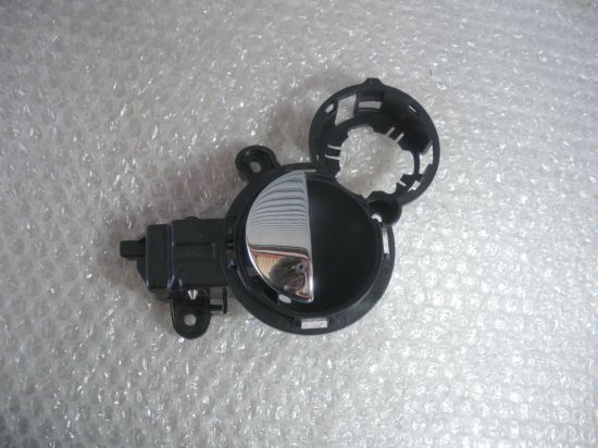 BMWミニMINIクーパーCOOPERフロントドアR50左R52R53インナーハンドルRA16ライトパッケージ7133517ドアノブJCWメッキハンドルCooperSワンOne MINI ミニクーパー ミニ サイド 白 ミニクーパー5ドアと過ごす東京ドライブ。夫婦で考えた、クルマ