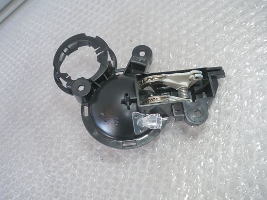 BMWミニMINIクーパーCOOPERフロントドアR50左R52R53インナーハンドルRA16ライトパッケージ7133517ドアノブJCWメッキハンドルCooperSワンOne MINI ミニクーパー ミニ サイド 白 ミニクーパー5ドアと過ごす東京ドライブ。夫婦で考えた、クルマ