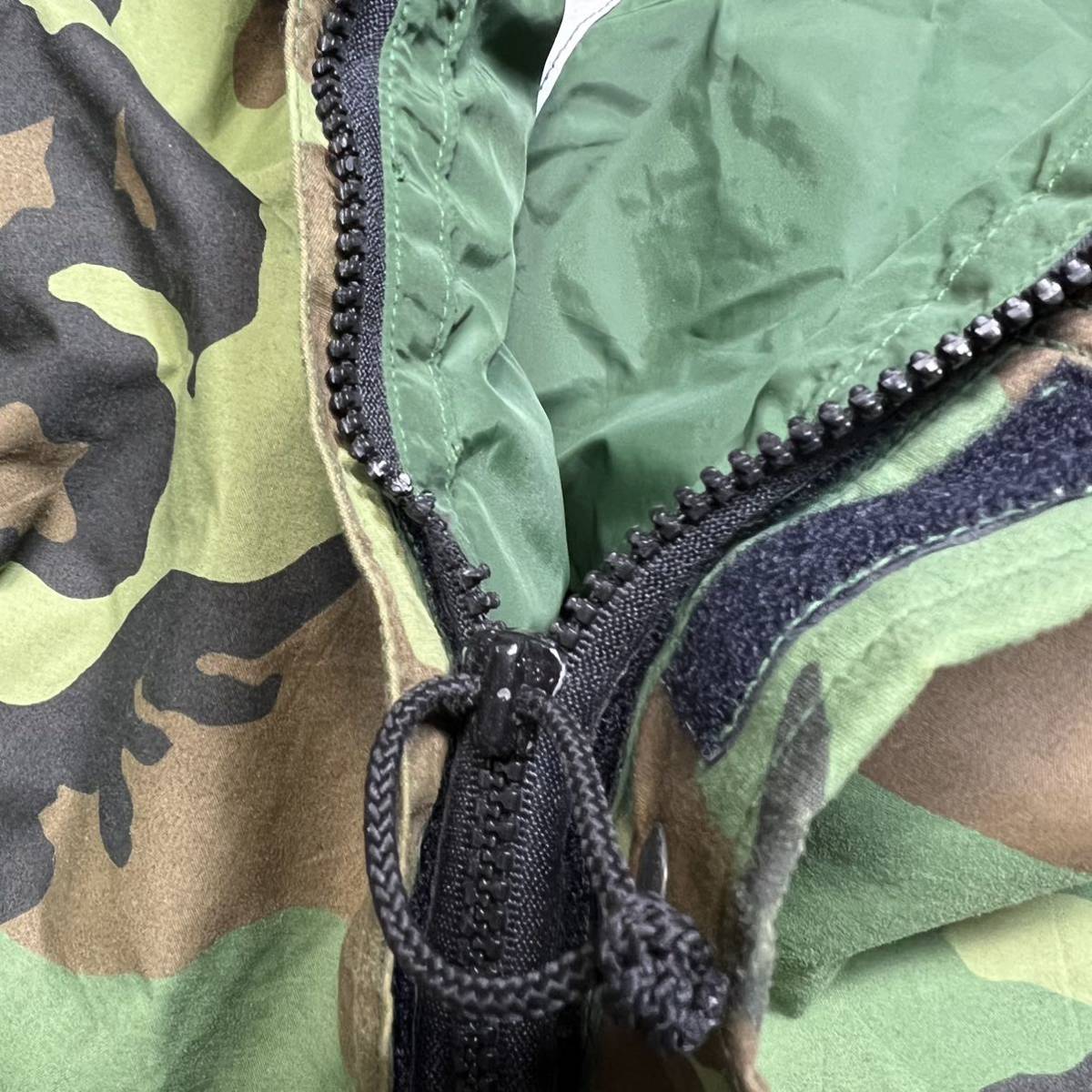 米軍実物　ECWCS ウッドランドカモ ゴアテックスパーカー迷彩ミリタリー 実物/米軍/ECWCS/GEN1/ウッドランドカモ/迷彩/ゴアテックスパーカー