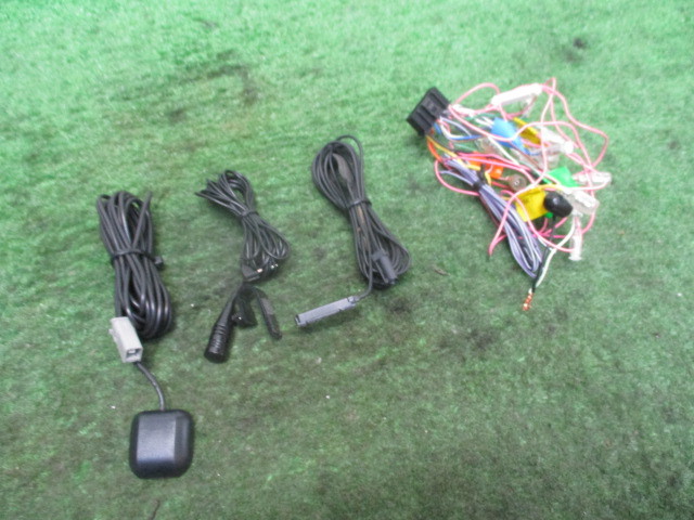 KENWOOD ケンウッド MDV-D408BTW 社外 メモリーナビ ワンセグ 地図2020