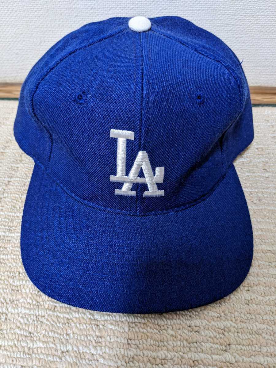 Vintage LA Dodgers Sports Specialties Baseball Fitted Dark Blue Script
