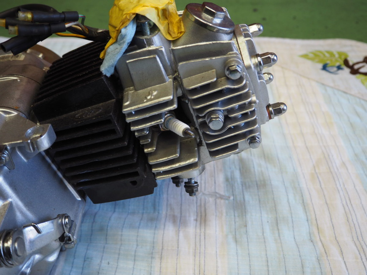ホンダもどき 中華エンジン 実働 約80cc 機械式クラッチ 一応中華 
