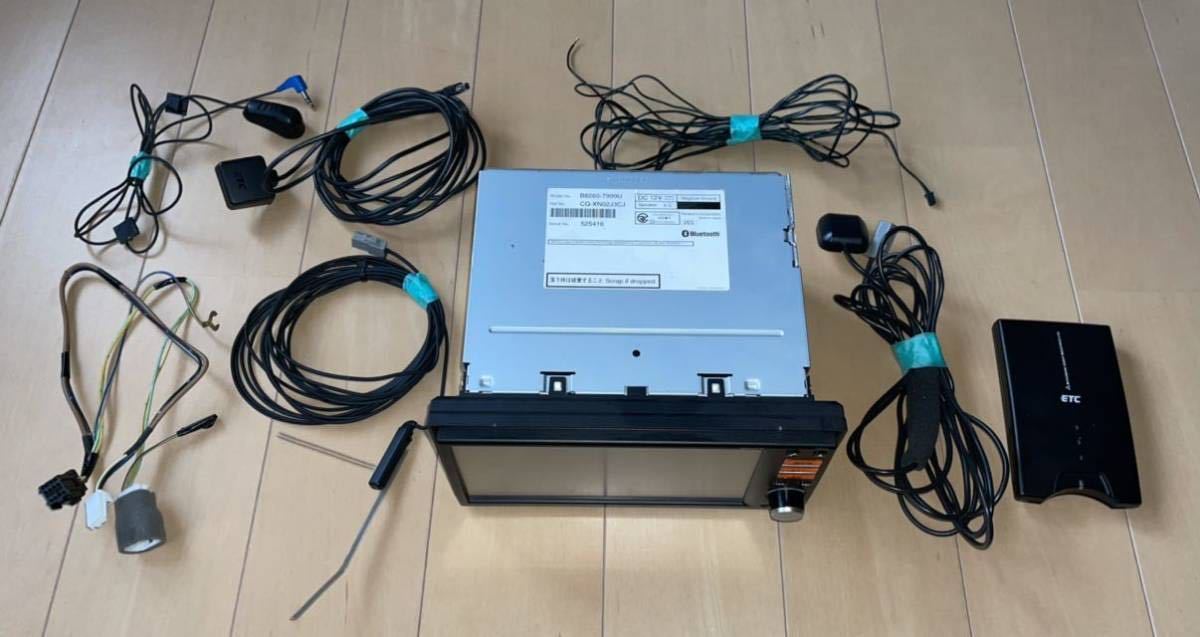 日産 カーナビゲーション MM112-W Bluetooth ワンセグ SDナビ 2012年 