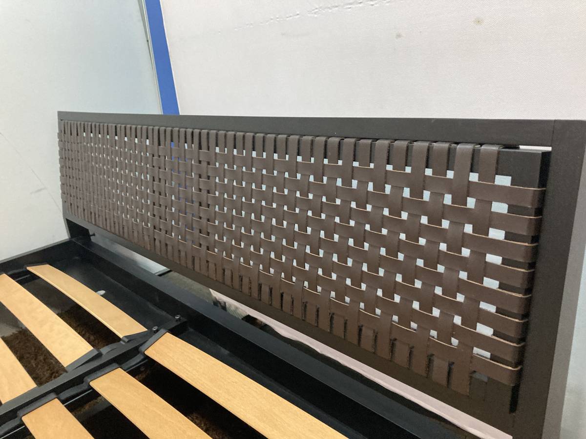 Cassina カッシーナ　クイーンサイズベッドフレーム Cassina】カッシーナ XEN エクセン クイーンベッド ハンス・ウェッツ