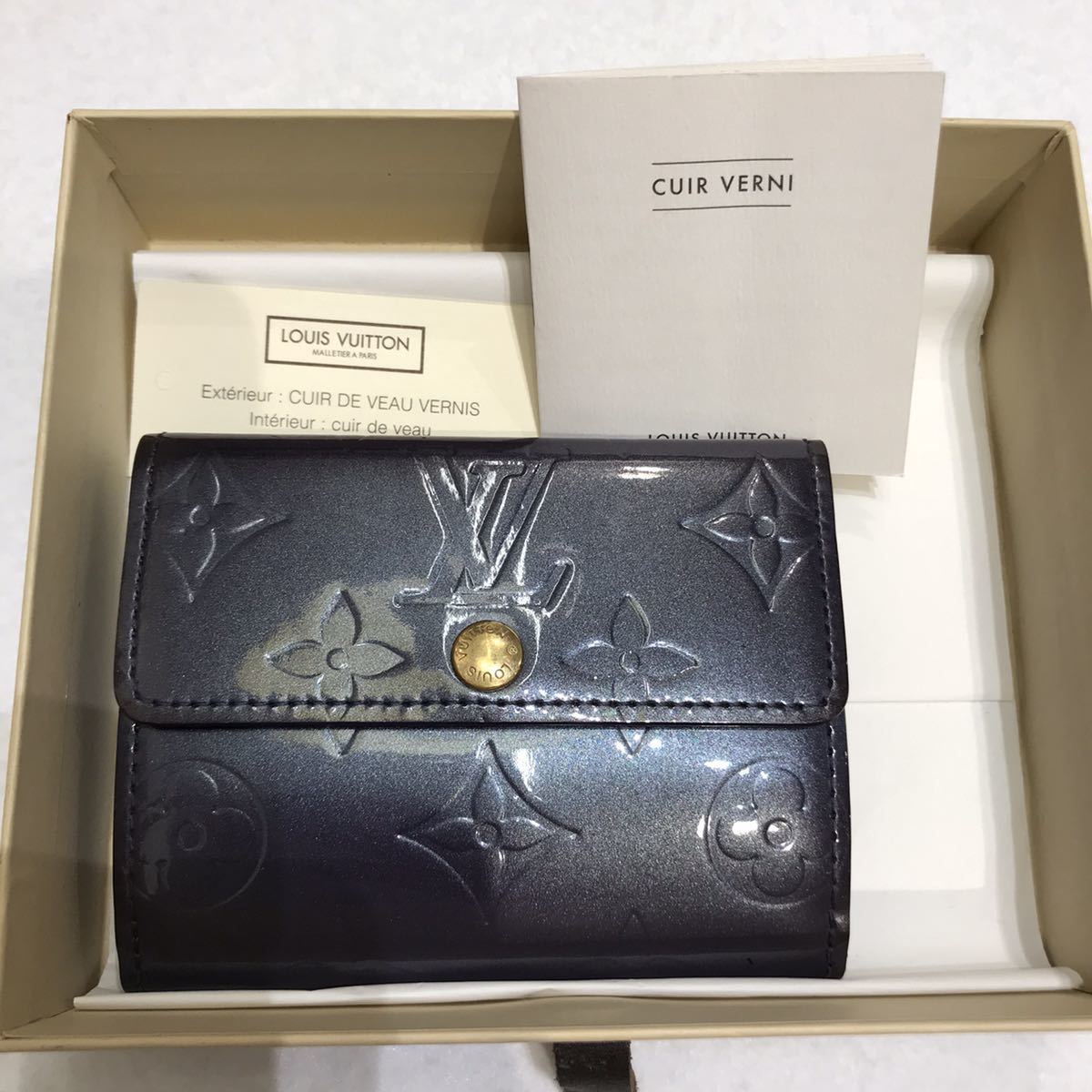 ◇LOUIS VUITTON ルイヴィトン 財布 カードケース ヴェルニ ブルー