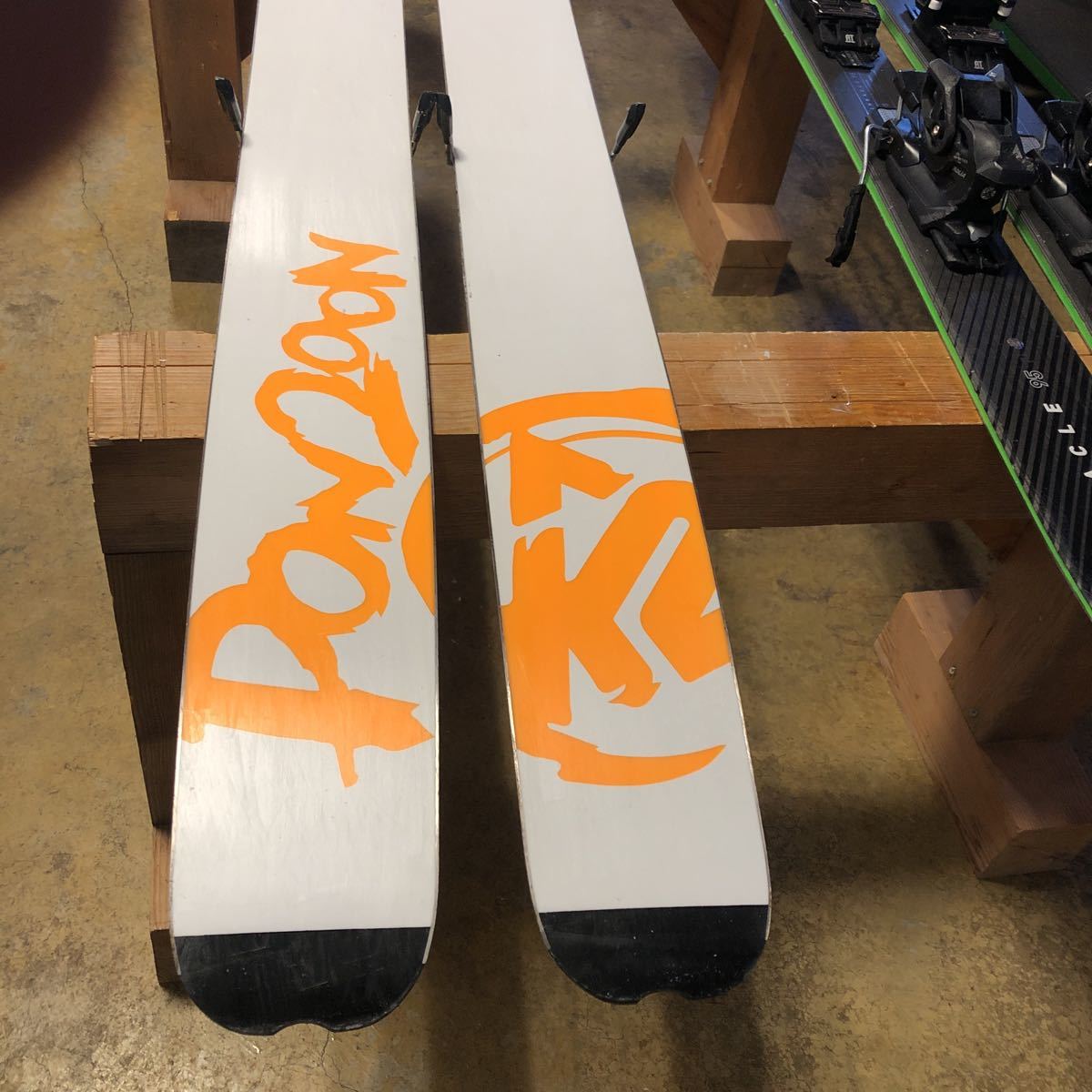 K2 Skis Skis: Reviews More K2 Pon2oon Skis 2017 B189-7