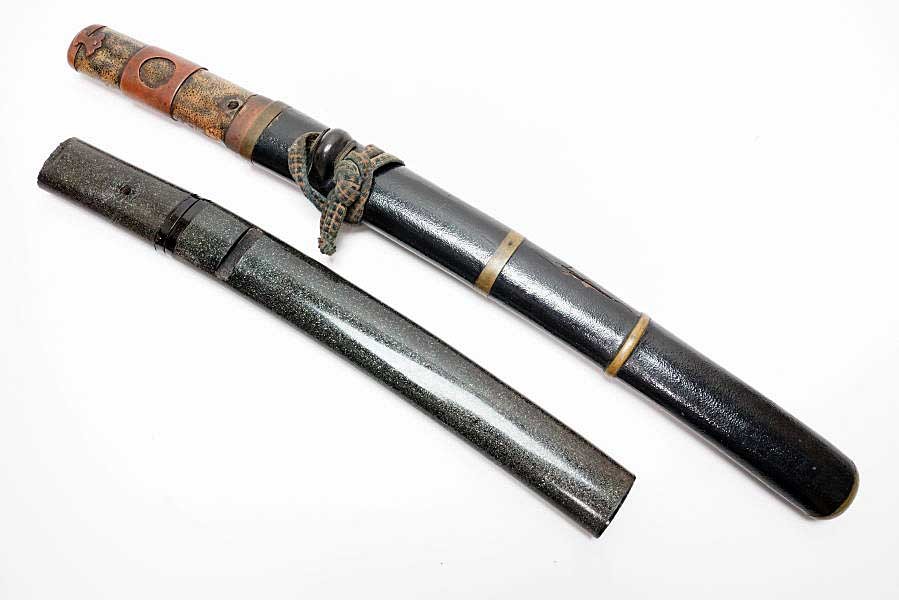 旧家蔵出し品 鍔 刀装具 骨董品 詳細不明 追加画像有り 鍔 骨董 刀装具