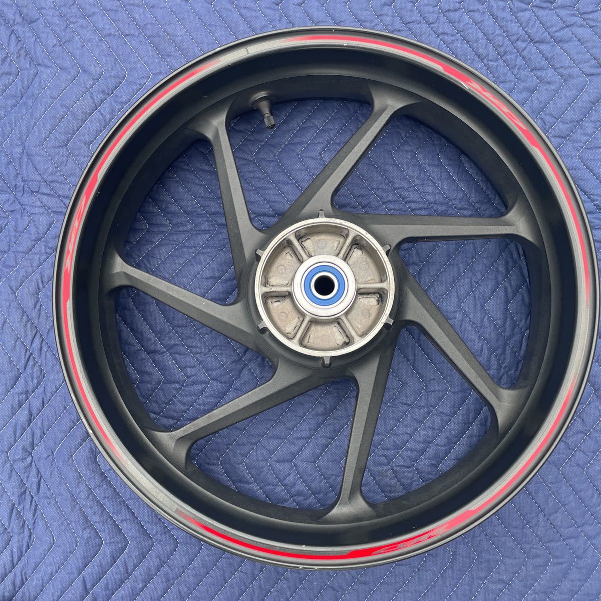 ホンダ Cbr250rr Mc51 純正ホイール 前後セット レース レーサー サーキット Cbr250 フロント 売買されたオークション情報 Yahooの商品情報をアーカイブ公開 オークファン Aucfan Com