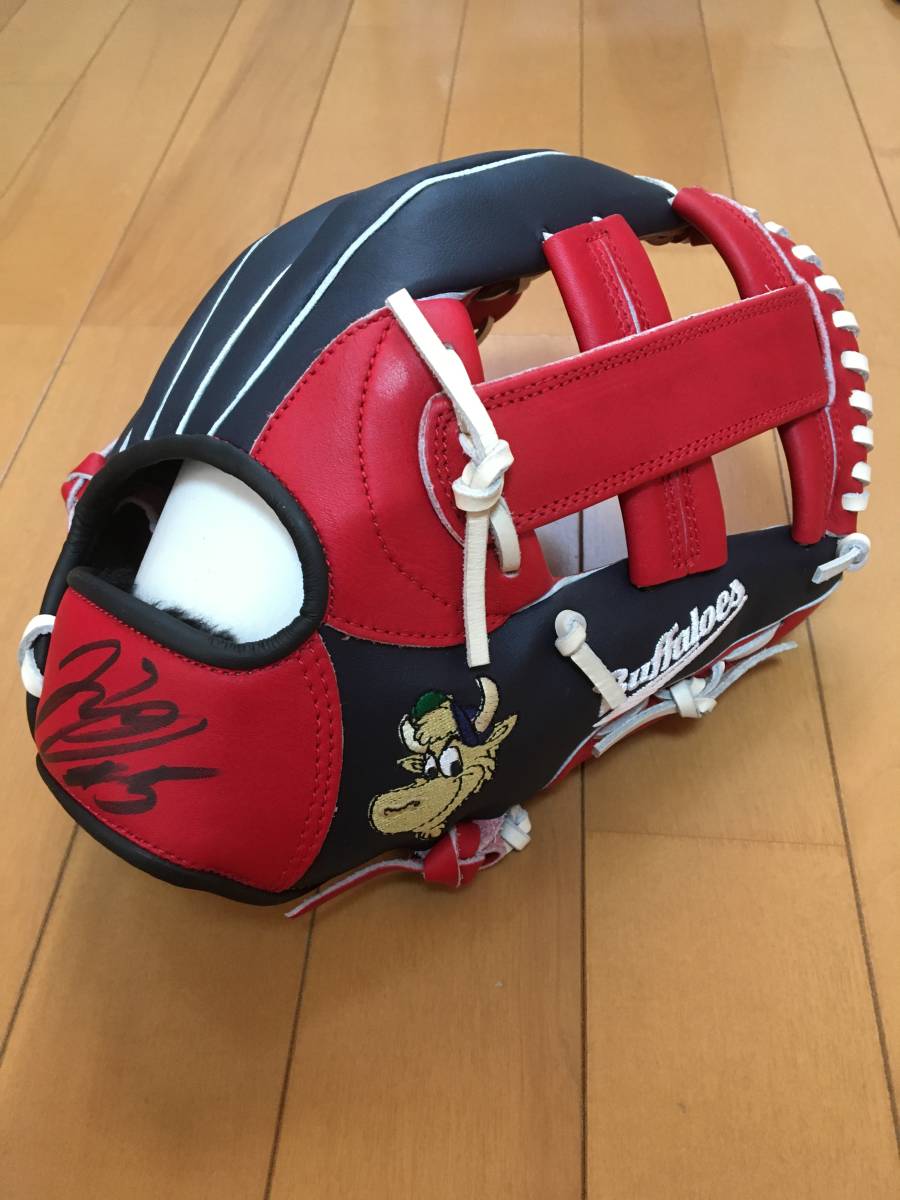 近鉄バファローズ 中村紀洋 サイン入りグローブ 観賞用(記念グローブ