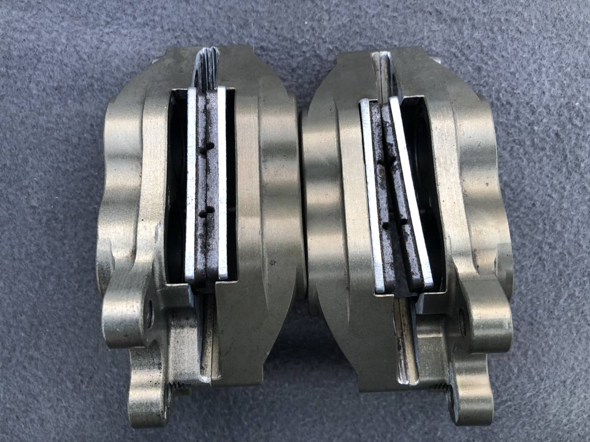 ブレンボ 4POT レーシングキャリパー左右 40mm 中古 削れ有り ジャンク 