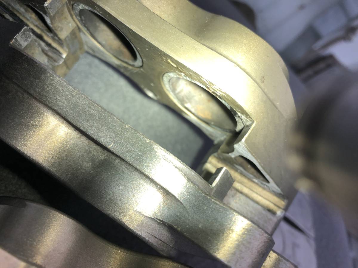 ブレンボ 4POT レーシングキャリパー左右 40mm 中古 削れ有り ジャンク 
