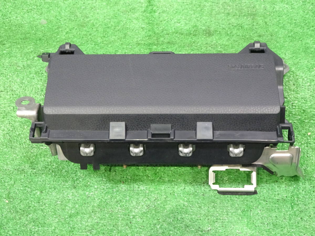 NOAH ノア(ZRR80G シート エアバック エアバッグセット 80系)前期 ノア ヴォクシー ZRR80 ZRR85 ZWR80 純正 | 左 ◎ ノア&frasl;ボクシー80シリーズ